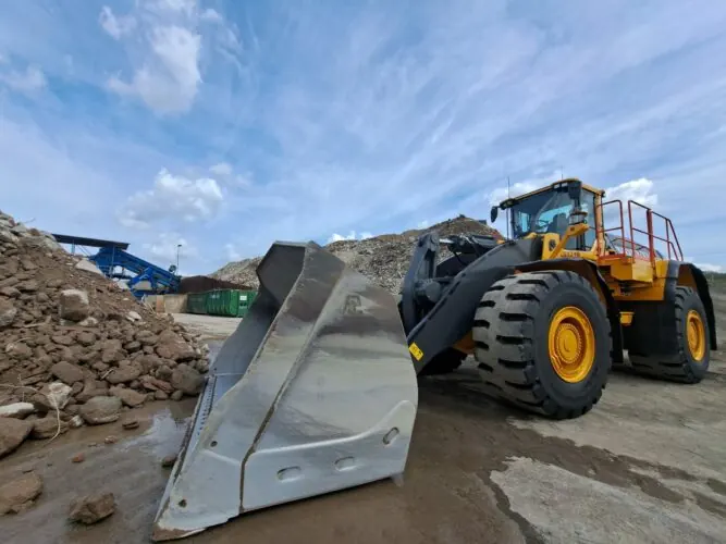 Pladdet Laadbak shovel, foto 2